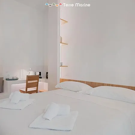 Isabella, Terre Marine