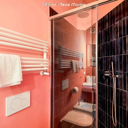 Gasthuis Isabella, Terre Marine