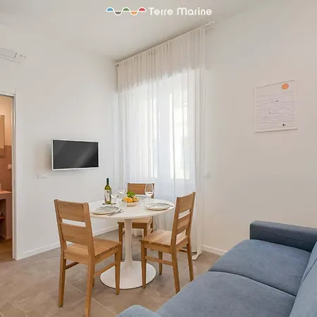 Gasthuis Isabella, Terre Marine