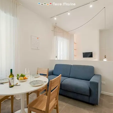 Gasthuis Isabella, Terre Marine