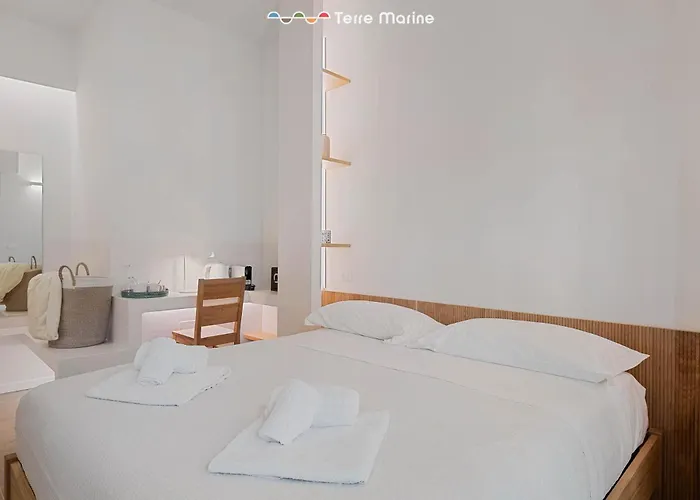 Isabella, Terre Marine