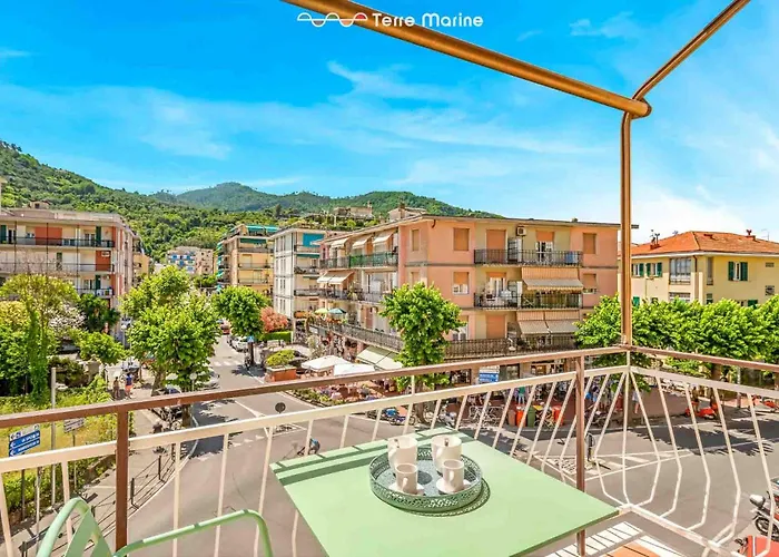 Πανσιόν Isabella, Terre Marine