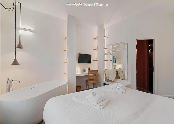 Πανσιόν Isabella, Terre Marine Λεβάντο