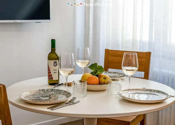 Isabella, Terre Marine 3* Λεβάντο